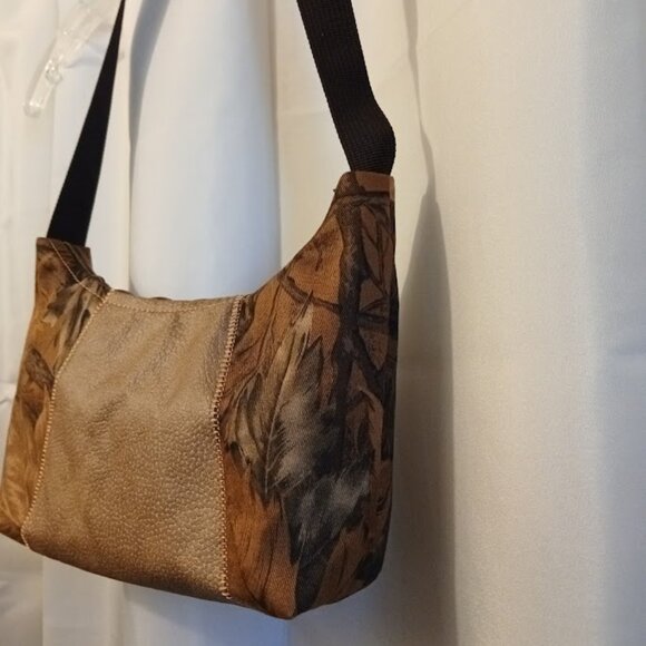 New Canvas Vinyl Camo Top handle Shoulder Bag Purse Brown Crescent Baguette - Picture 4 of 10